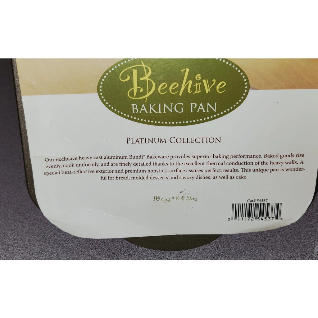Nordic Ware Beehive Baking Pan New