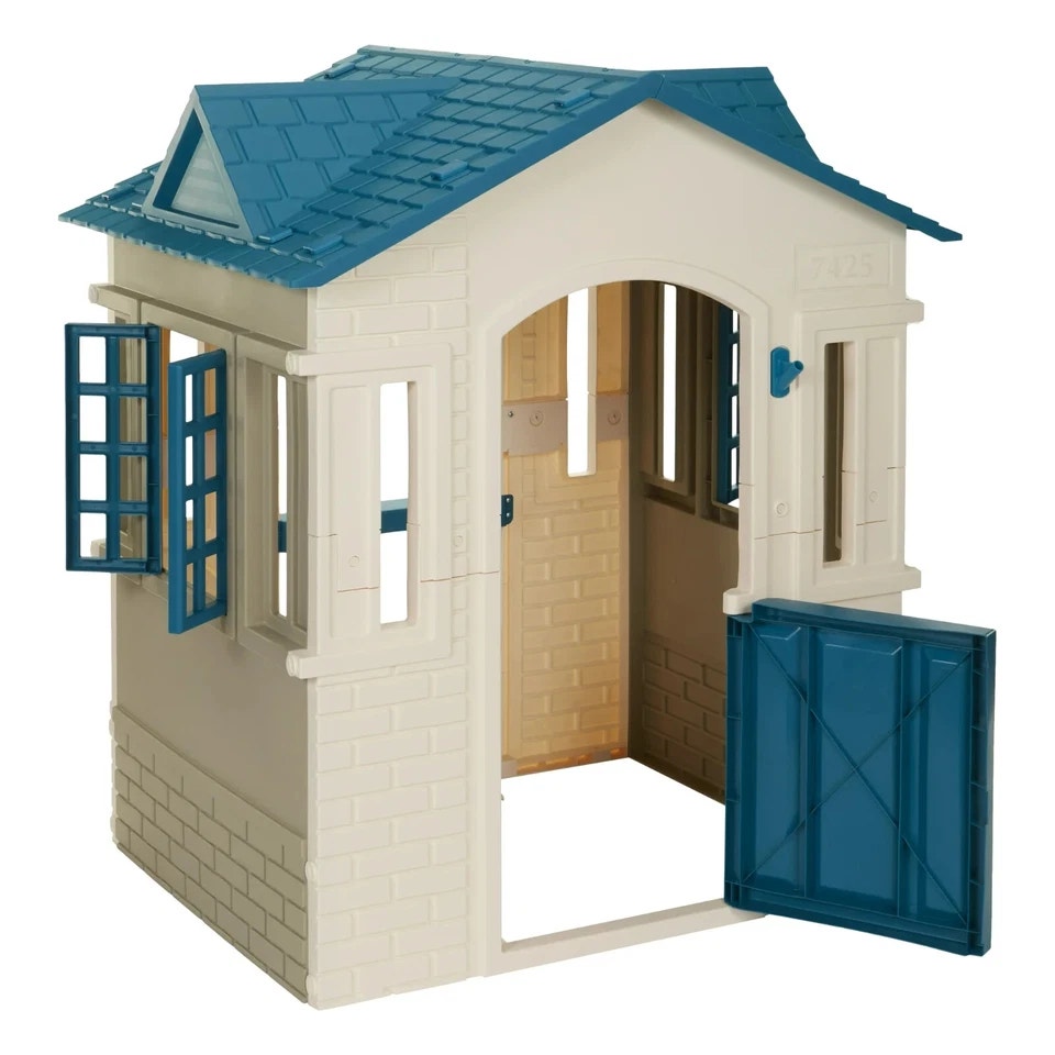 Cape Cottage Playhouse